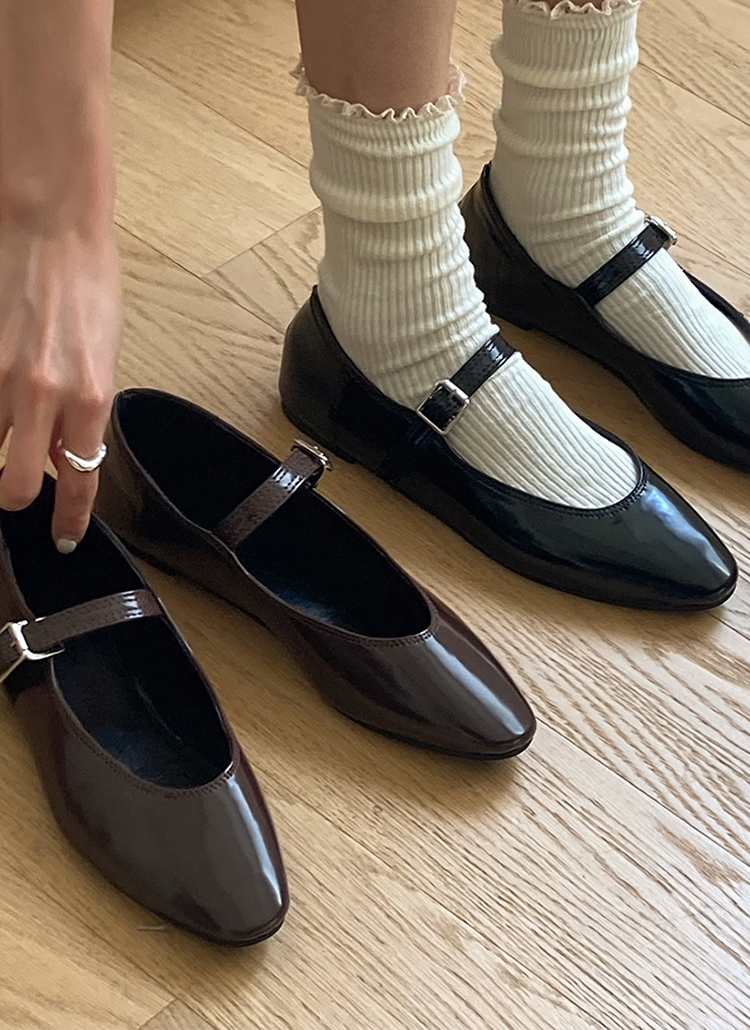 ベルトフラットシューズ | レディースファッション通販 - DHOLIC