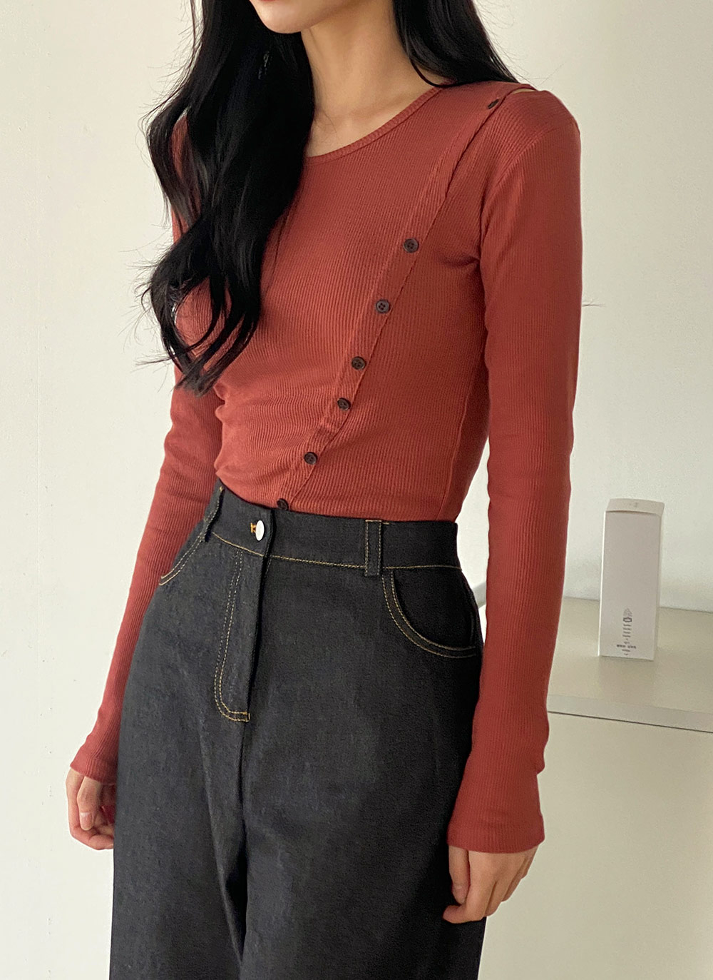 ダイアゴナルボタンリブTシャツ | DHOLIC | 詳細画像4