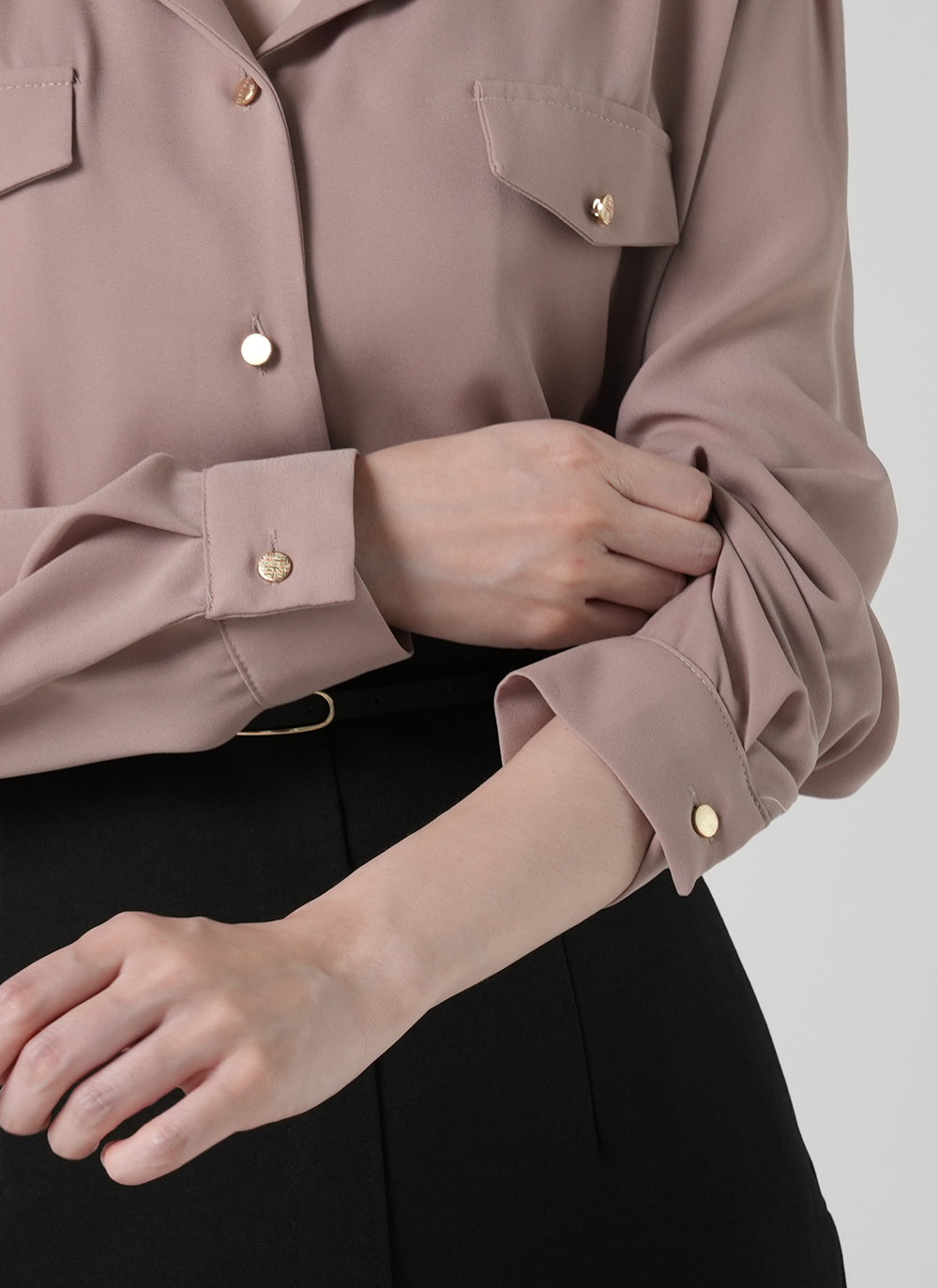 ゴールドボタンフラップ開襟ブラウス | DHOLIC | 詳細画像9