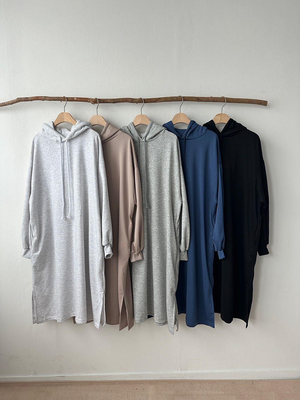 スリットスリーブパーカーワンピース BUBBLES スリットスリーブパーカーワンピース