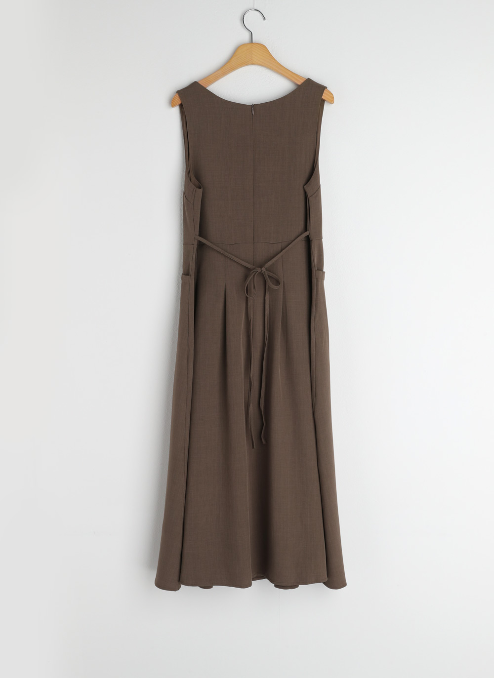 Vネックタックノースリワンピース | DHOLIC | 詳細画像20