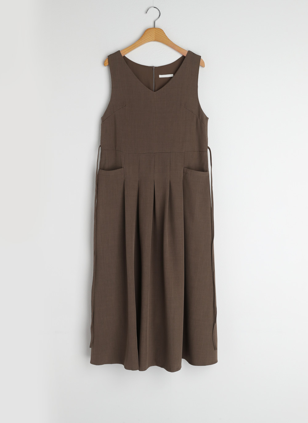 Vネックタックノースリワンピース | DHOLIC | 詳細画像21