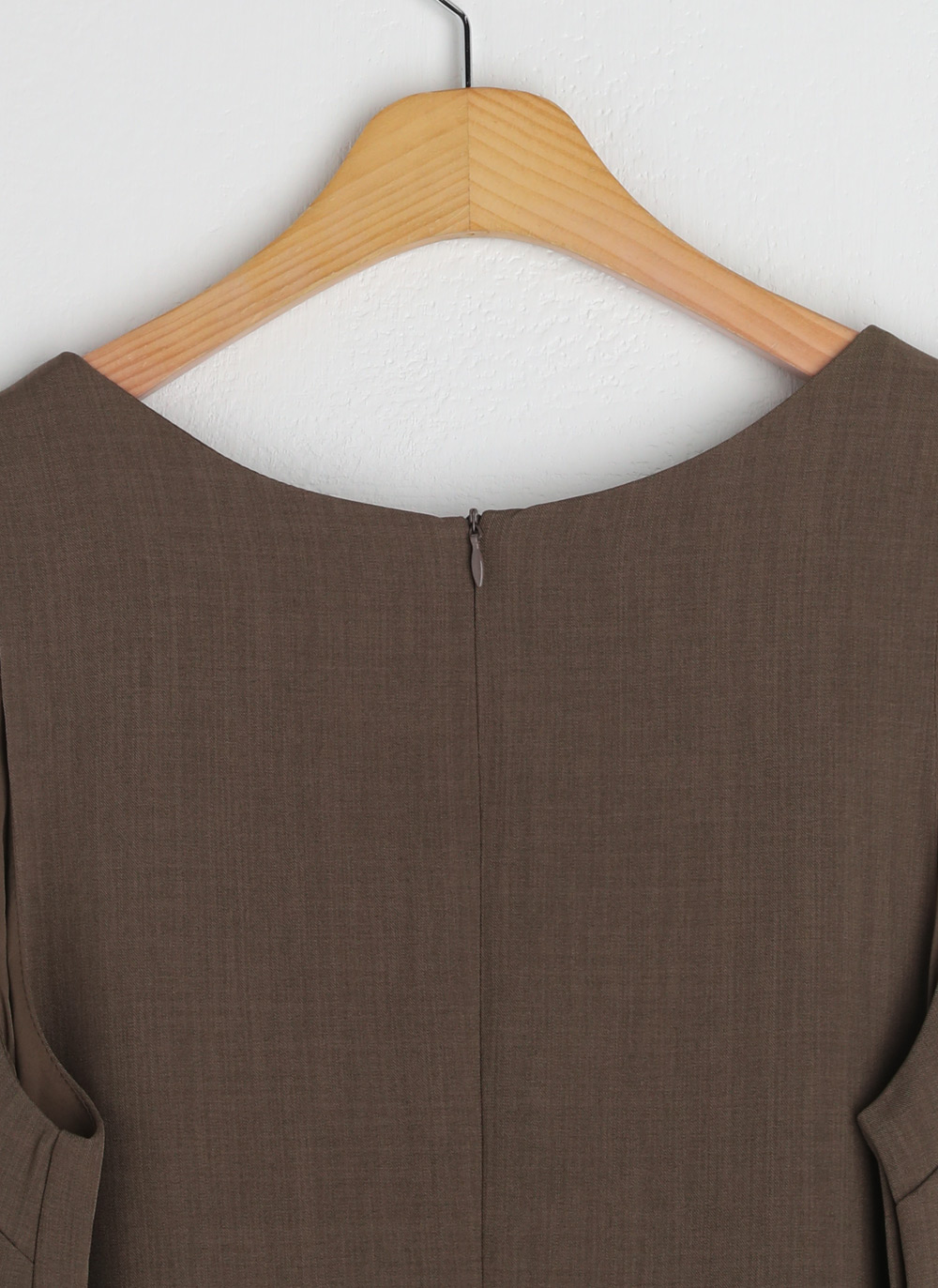 Vネックタックノースリワンピース | DHOLIC | 詳細画像26