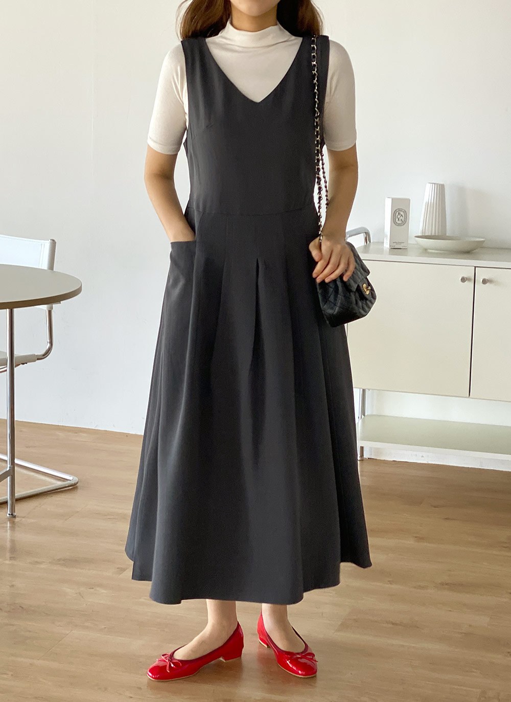 Vネックタックノースリワンピース | DHOLIC | 詳細画像4