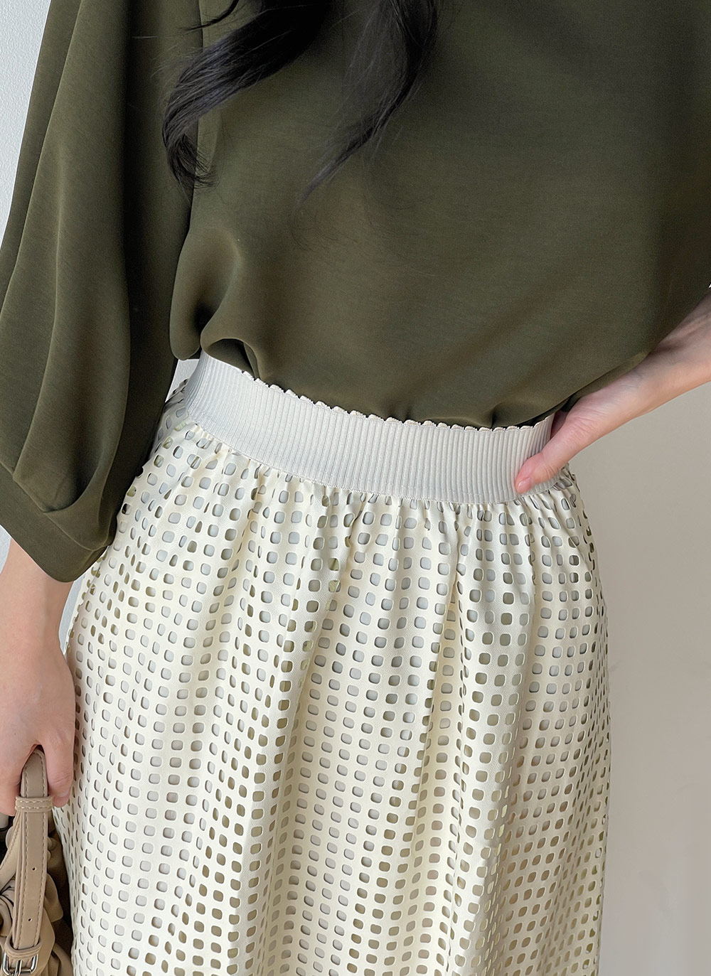 レザー調パンチングフレアスカート | DHOLIC | 詳細画像9