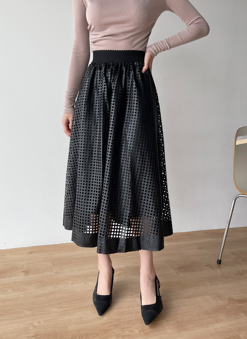 レザー調パンチングフレアスカート | DHOLIC | 詳細画像14