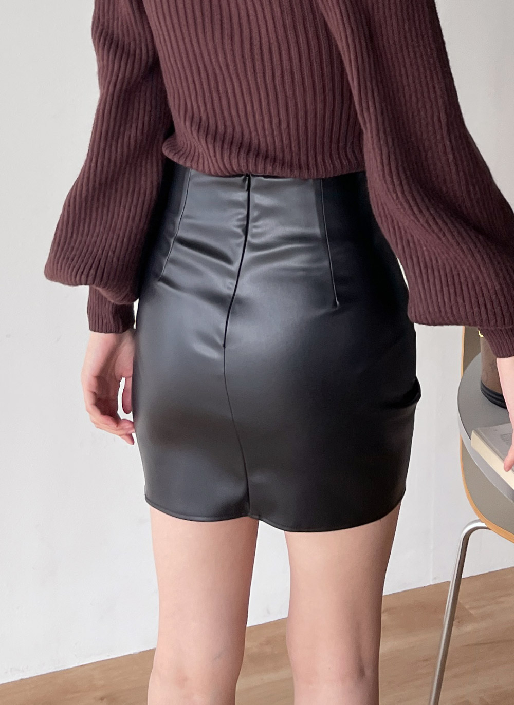 パンツ裏地レザー調ギャザーミニスカート | DHOLIC | 詳細画像11