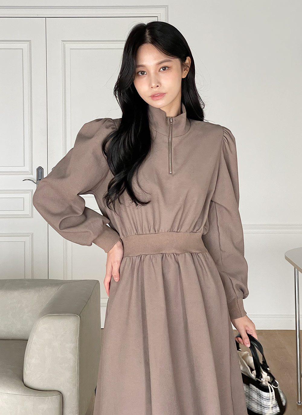 ハイネックパフハーフジップワンピース | DHOLIC | 詳細画像12