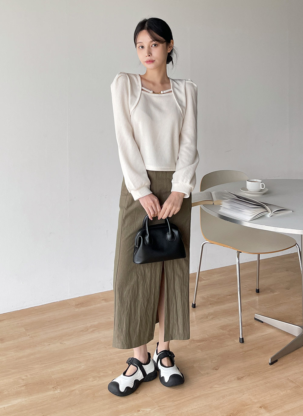 ビットストラップボレロレイヤード調Tシャツ | DHOLIC | 詳細画像9