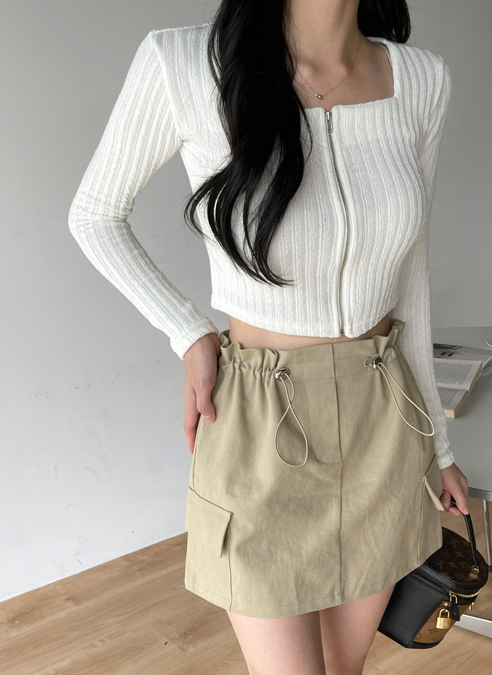 ジップスクエアクロップドTシャツ | DHOLIC | 詳細画像4