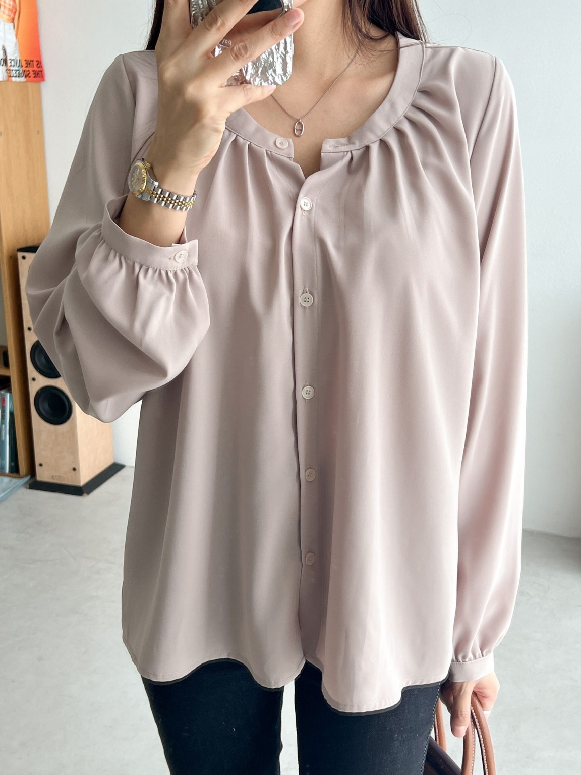 ラウンドネックギャザーブラウス | 詳細画像13