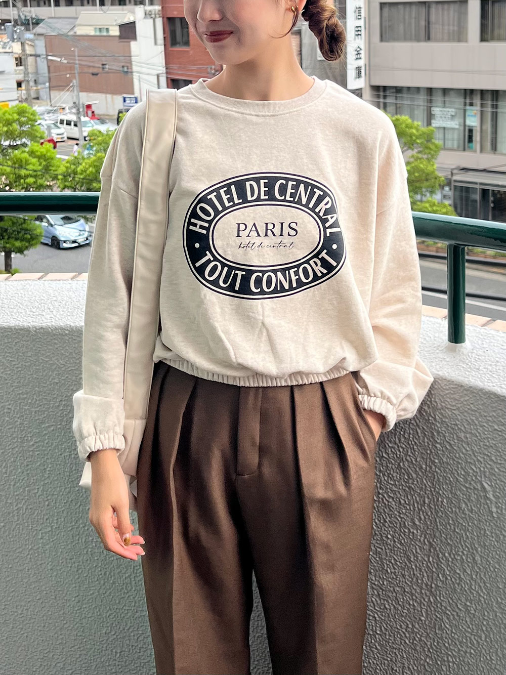 PARISクロップドスウェット | 詳細画像4