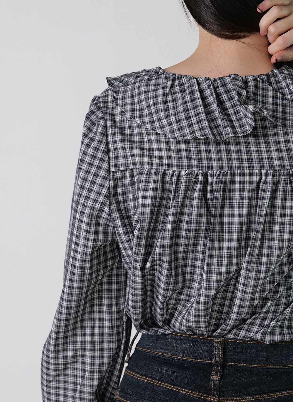 チェックフリルVネックブラウス | DHOLIC | 詳細画像13