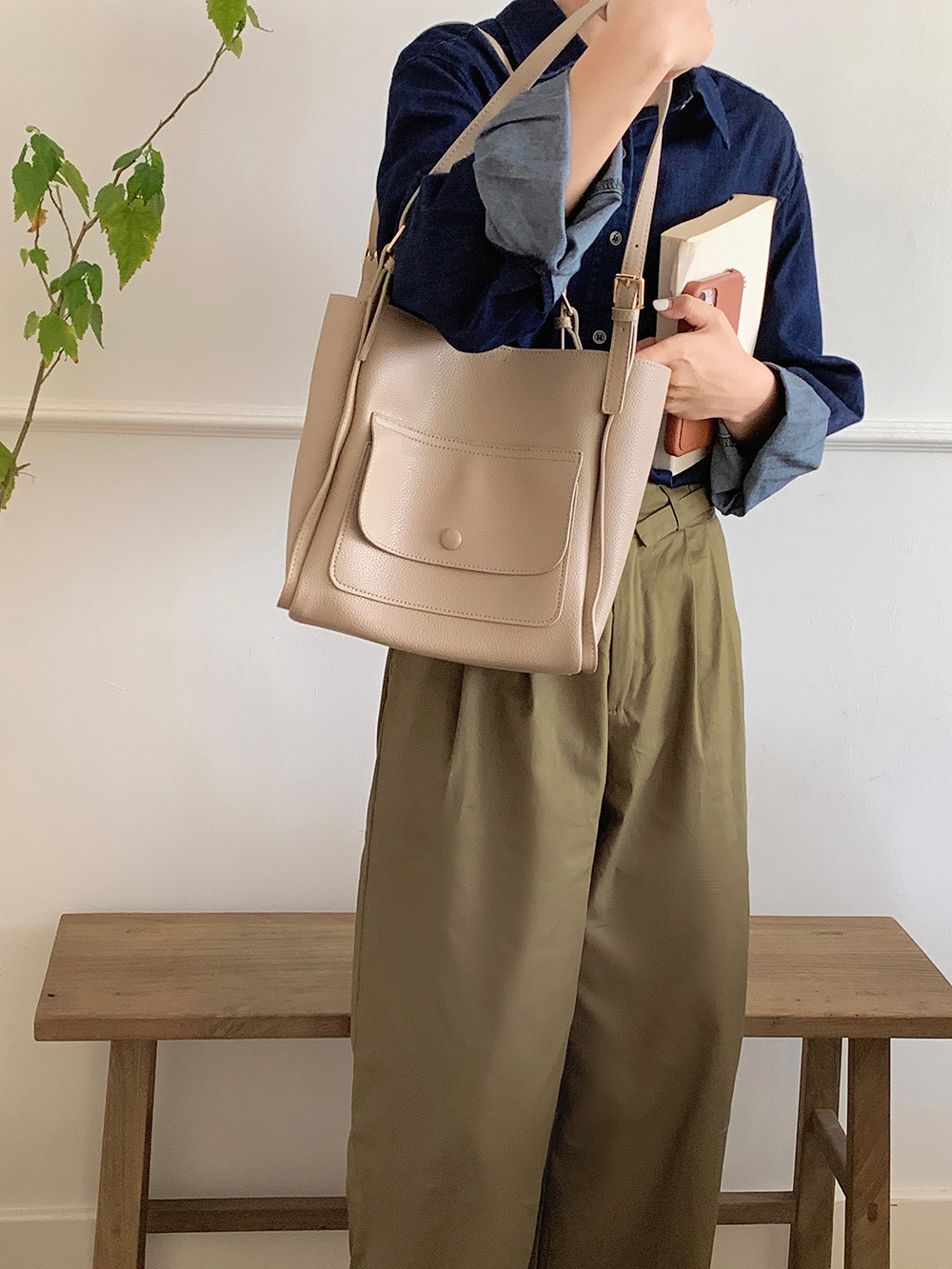 レザー調フラップポケットバッグ | 詳細画像2