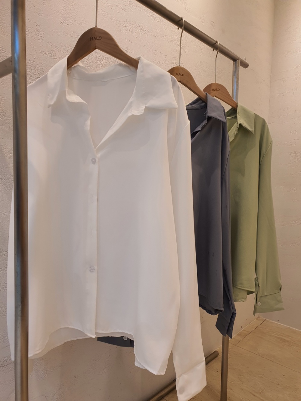 シルキールーズシャツ | 詳細画像17