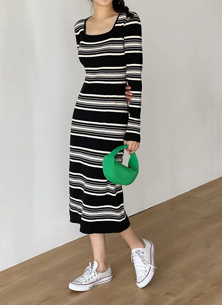 スクエアボーダーニットワンピース | DHOLIC | 詳細画像1