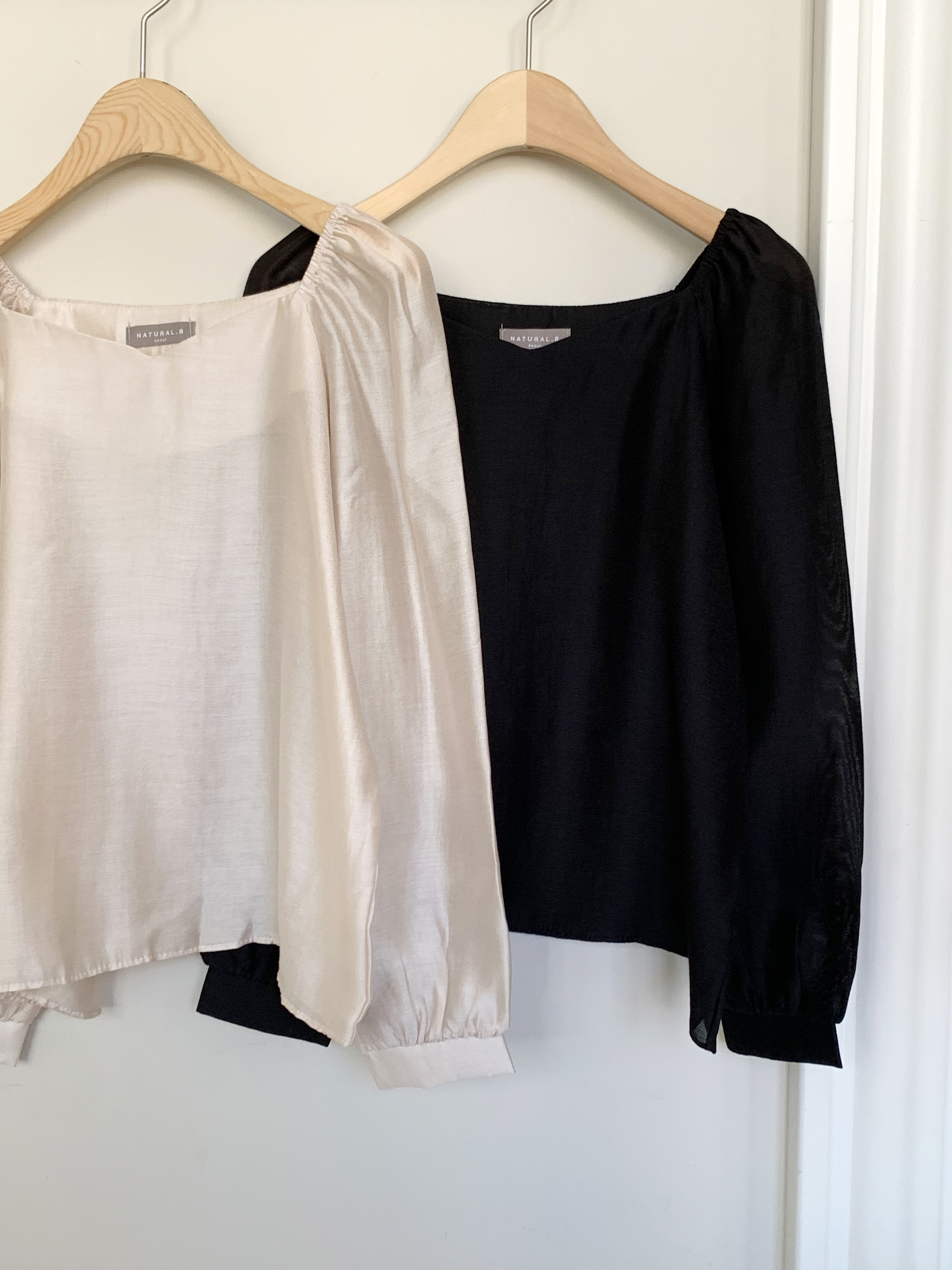 テンセル混ハートネックシルキーブラウス | 詳細画像23