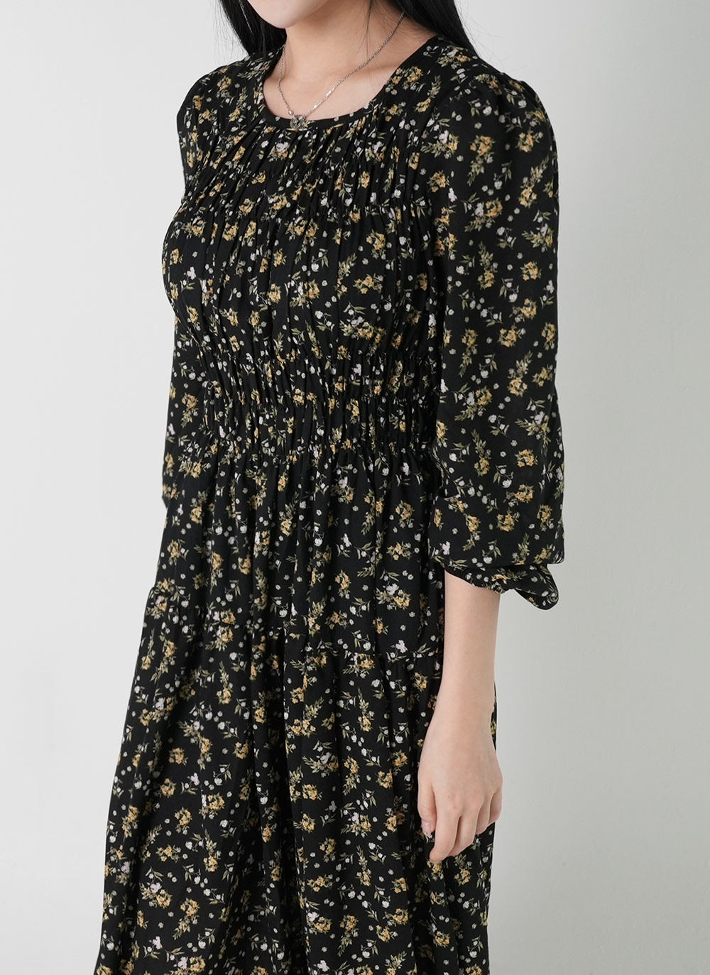 シャーリング花柄パフワンピース | DHOLIC | 詳細画像9