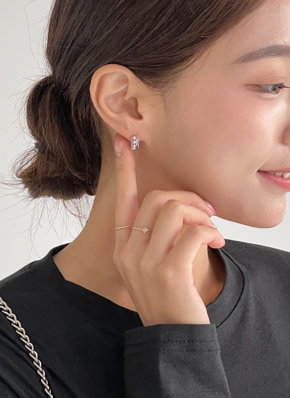 新品未使用　ディーホリック　ピアス フェイクパールカーブラインピアス | レディースファッション