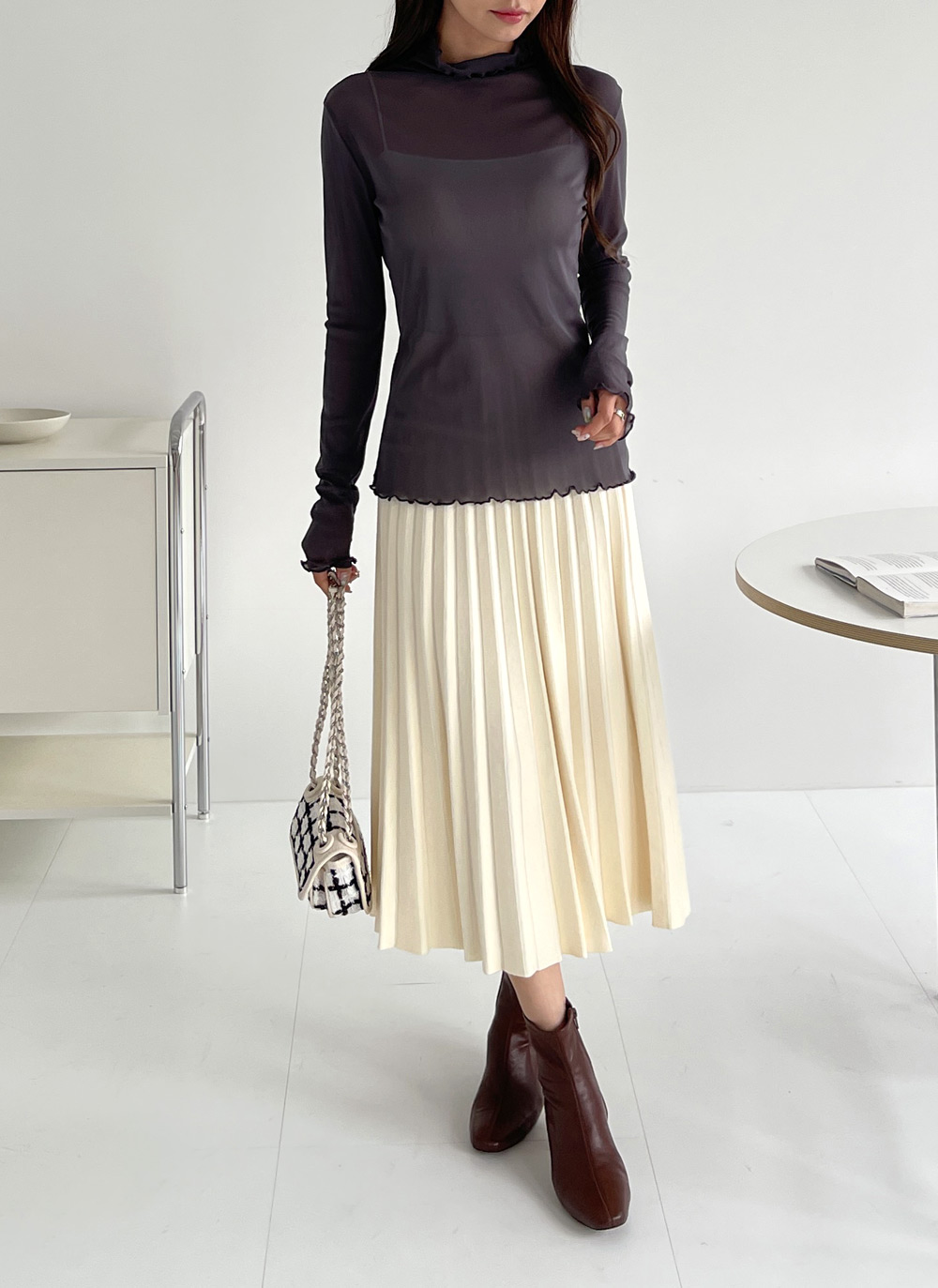 シアーメロウハーフネックブラウス | DHOLIC | 詳細画像2