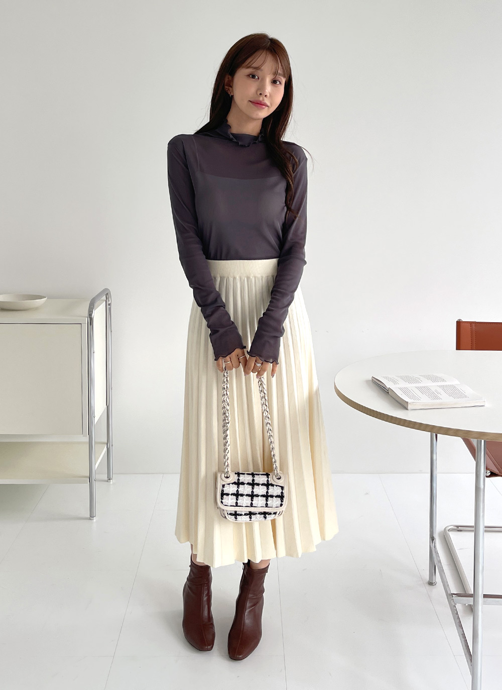 シアーメロウハーフネックブラウス | DHOLIC | 詳細画像12