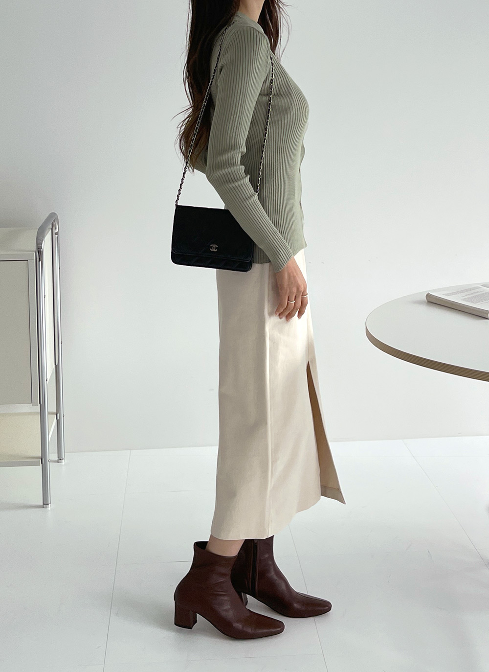 Vネックリブスリムカーディガン | DHOLIC | 詳細画像3