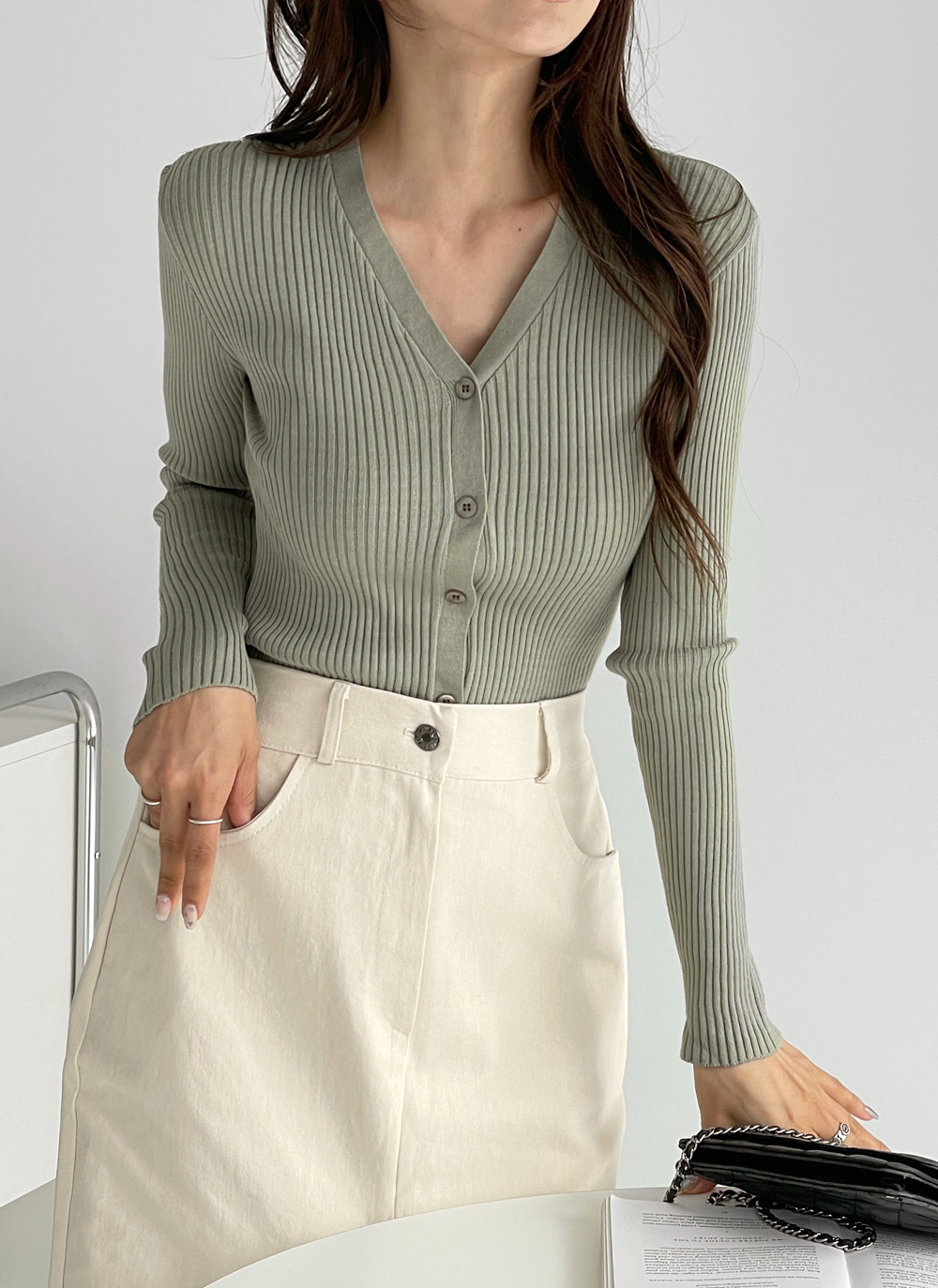 Vネックリブスリムカーディガン | DHOLIC | 詳細画像8