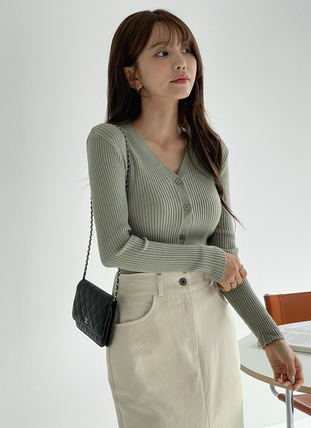 Vネックリブスリムカーディガン | DHOLIC | 詳細画像10