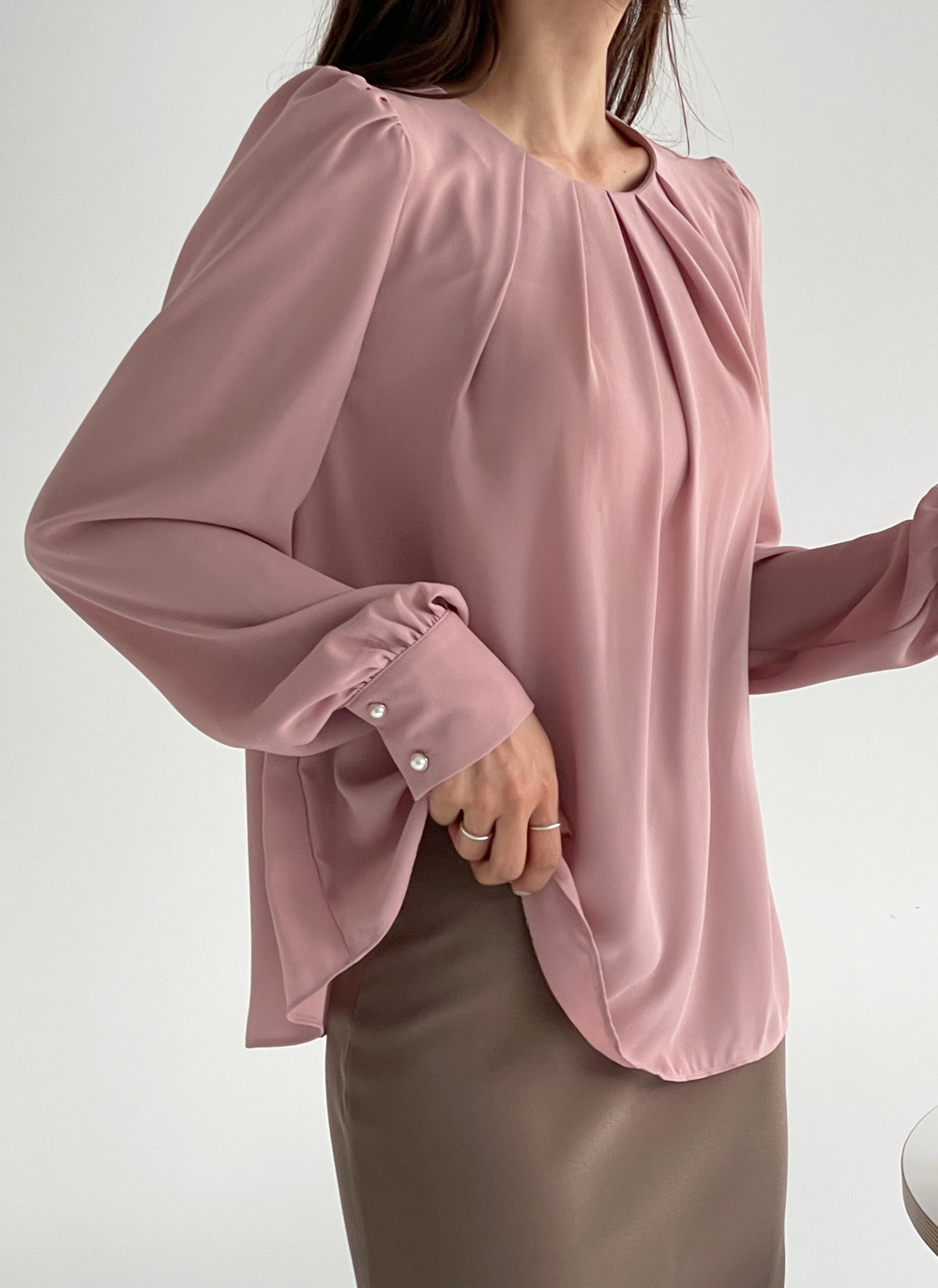 パール調ボタンタックネックブラウス | DHOLIC | 詳細画像3