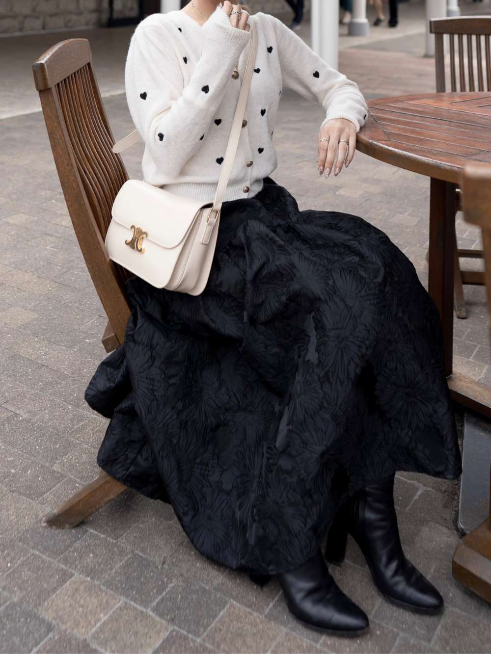 エンボスボリュームスカート | レディースファッション通販 - DHOLIC