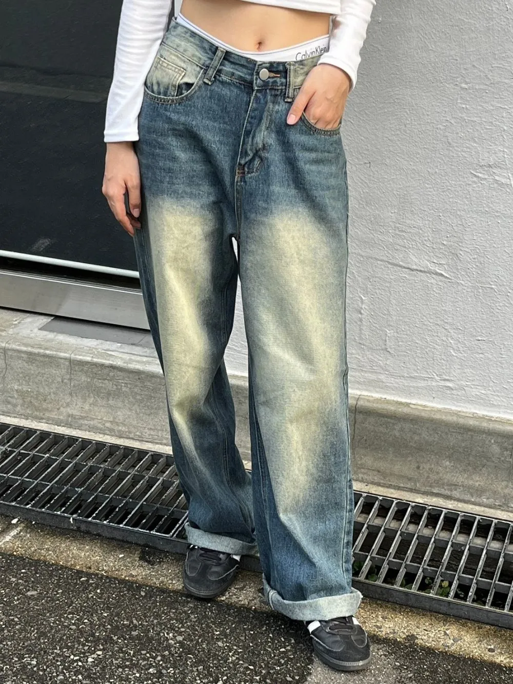 ウォッシュ加工デニムパンツ | レディースファッション通販 - DHOLIC 