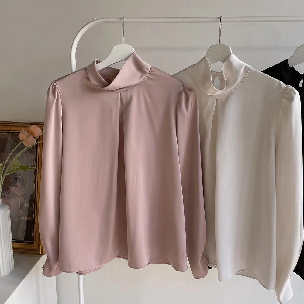 ハイネックサテンパフ長袖ブラウス | mirangmirang | 詳細画像30