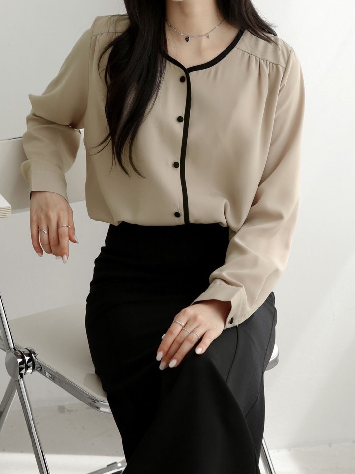 配色くるみボタンブラウス | 詳細画像15
