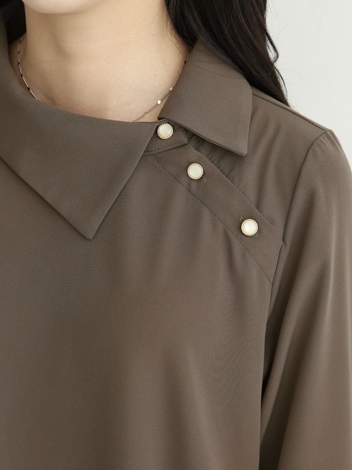 アンバランスボタンカラーブラウス | 詳細画像2