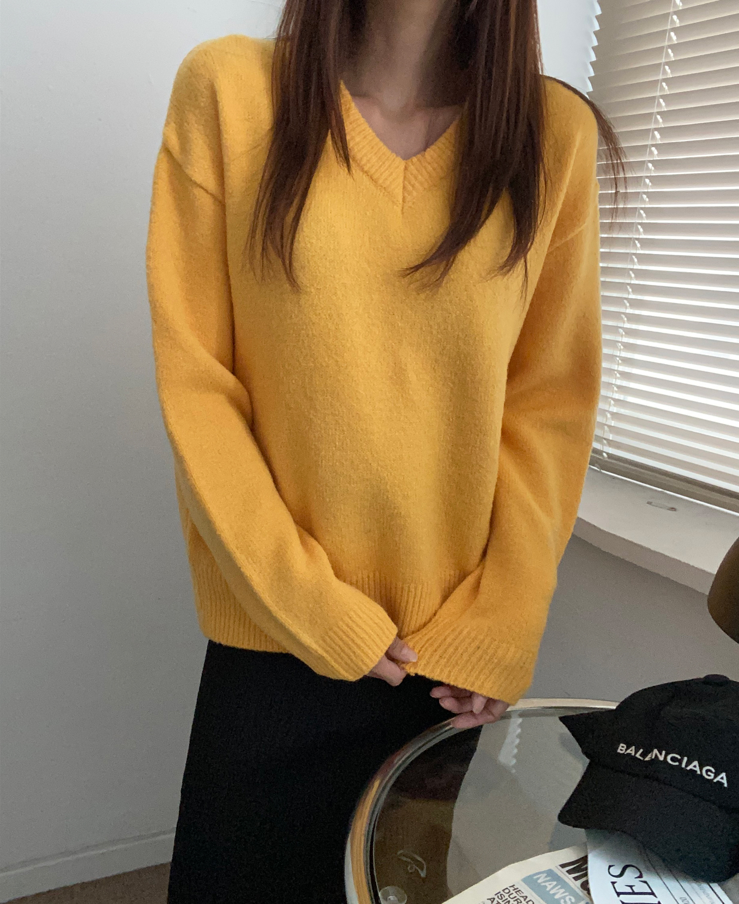 Vネックルーズ長袖ニット | 詳細画像10