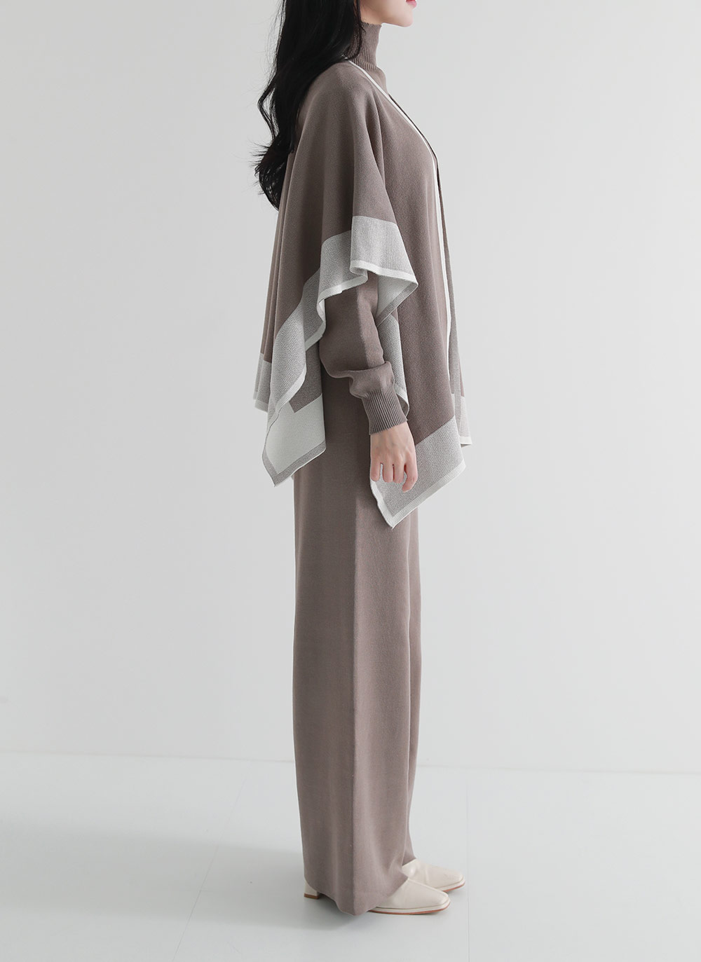配色ショールハイネックニットパンツ3SET・b01737 レディース セットアップ 3点セット ショール 配色 ロング ニット ハイネック 長袖 パンツ ニットパンツ ロング丈 ワイド 大人 モード 上品 秋 冬 韓国ファッション