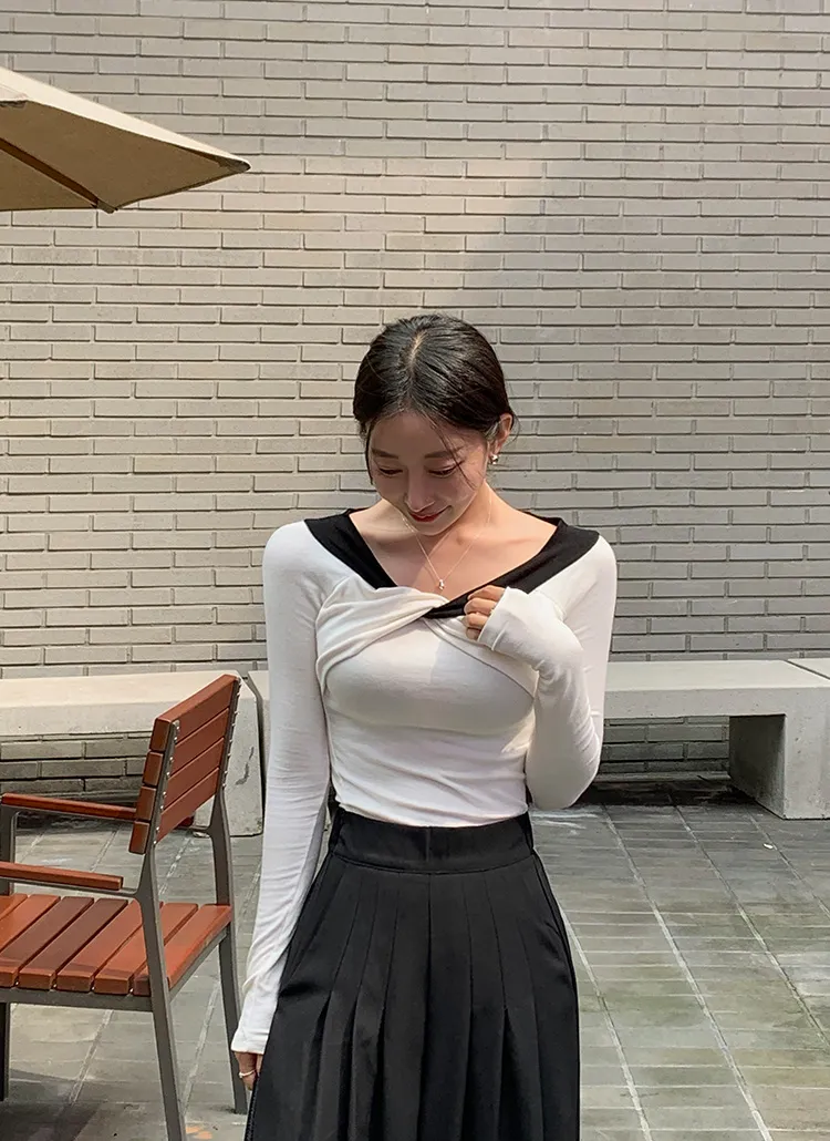 配色ツイストリボンTシャツ | theresheis | 詳細画像1