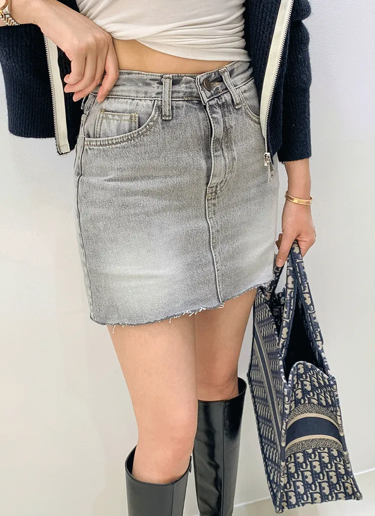 カットグレーデニムスカートパンツ | minagram | 詳細画像1