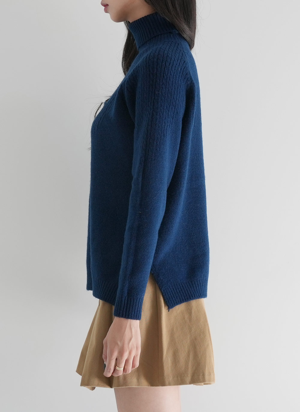 ケーブルタートルネックニット | 詳細画像9