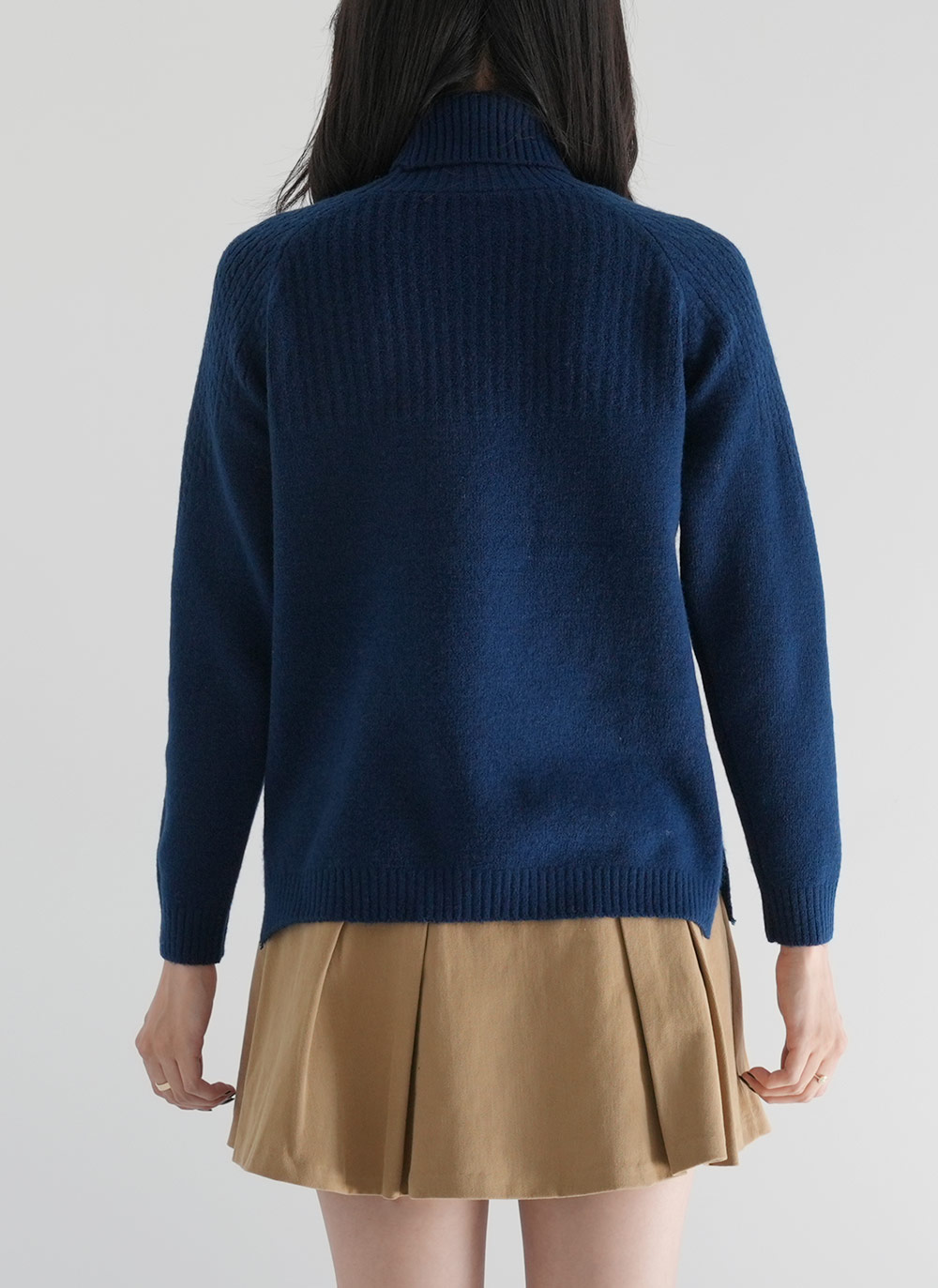 ケーブルタートルネックニット | 詳細画像10