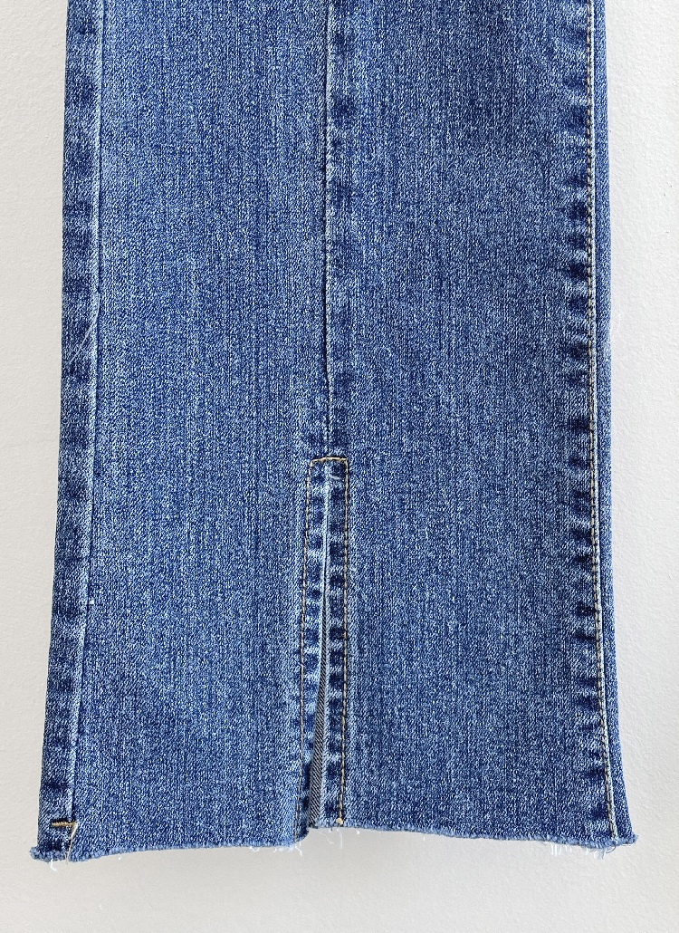 センタースリットフレアデニムパンツ | レディースファッション センタースリットフレアデニムパンツ | レディースファッション