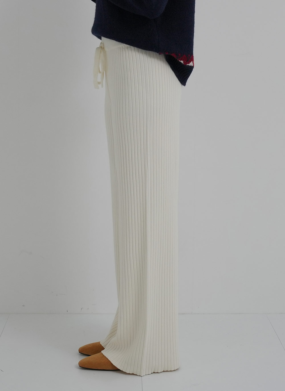 ストリング付リブニットパンツ・b01760