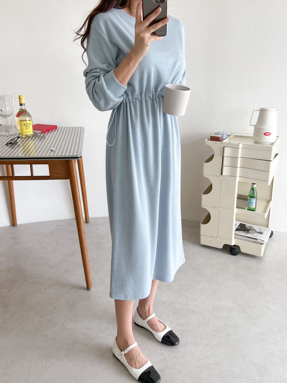 サカイ スパンコールスウェット ドローコード トレーナーワンピース セール】【REEBOK】 ワンポイント ロゴ 刺繍 シームポケット ドロー