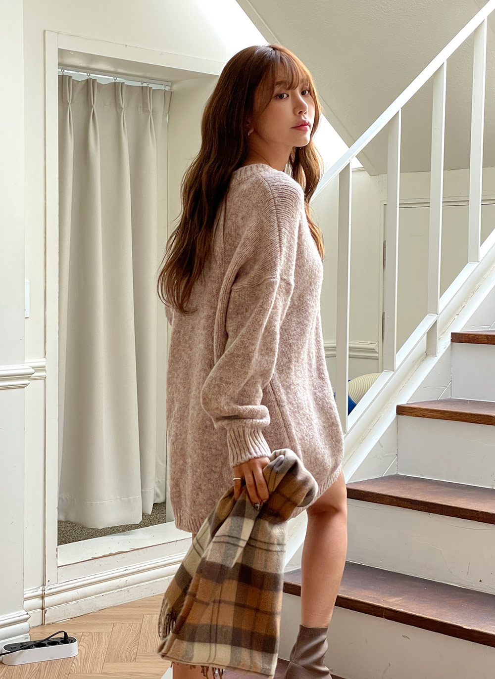 Vネックニットミニワンピース | レディースファッション通販 - DHOLIC