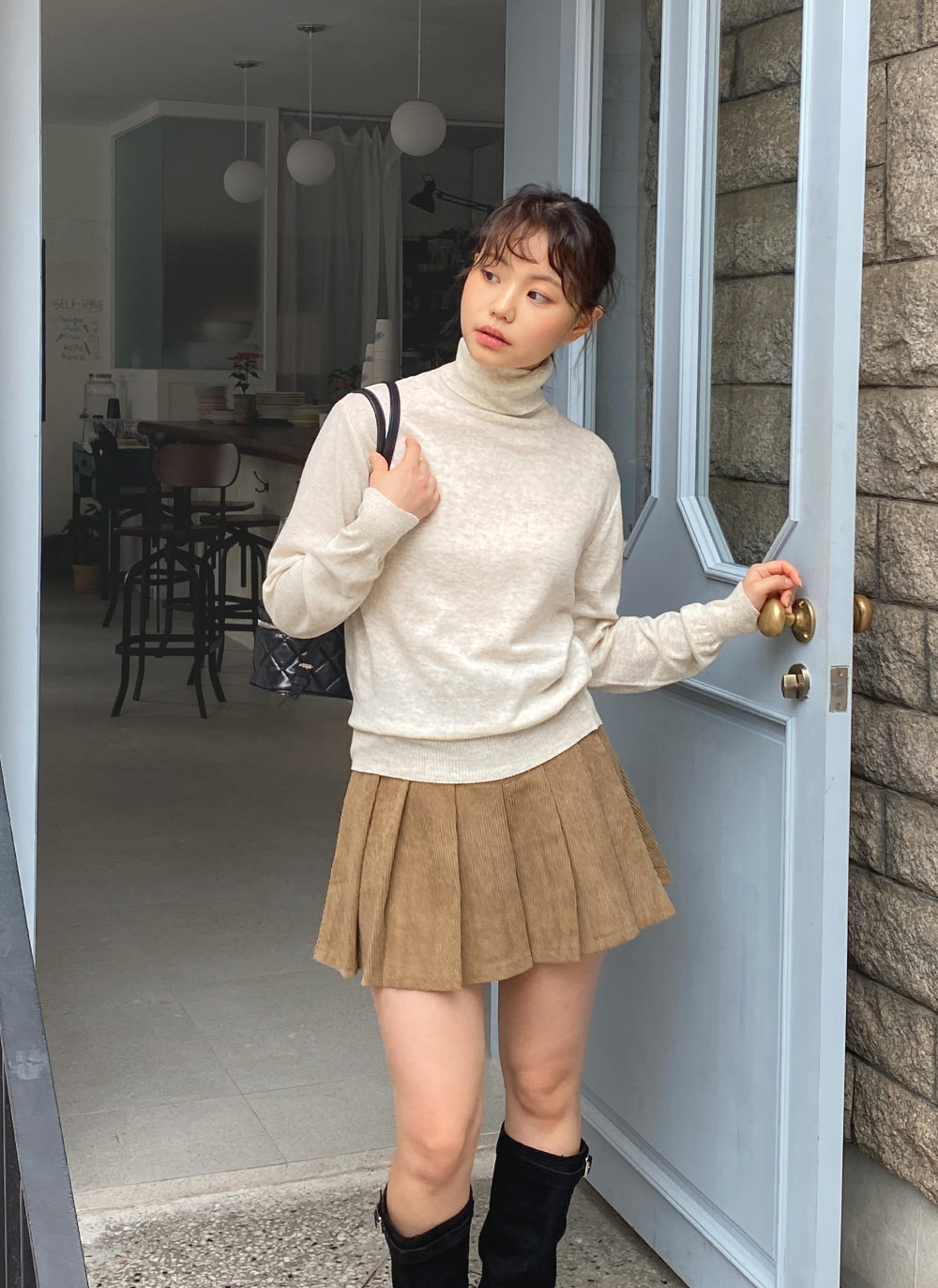 カシミヤ混タートルネックニット | 詳細画像2