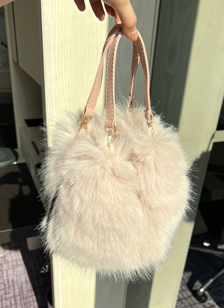 フェイクファーミニバッグ | レディースファッション通販 - DHOLIC