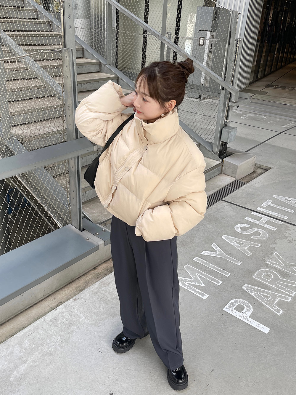 中綿ショートドローコードジャンパー | レディースファッション通販