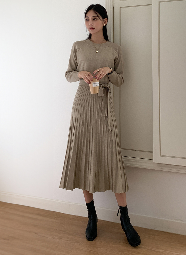 CHICWISH(シックウィッシュ)｜プリーツベルトニットワンピース ニットワンピース 中国 Chicwish(シックウィッシュ) ワンピース
