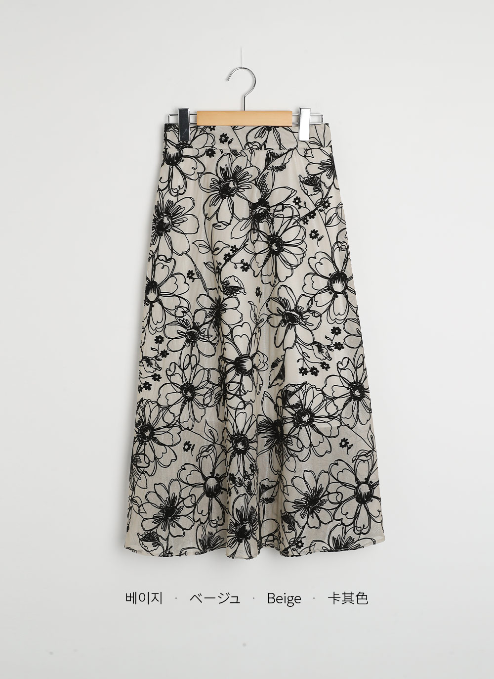 美品　アイボリー 花柄刺繍 Aラインスカート bq05001.jpg