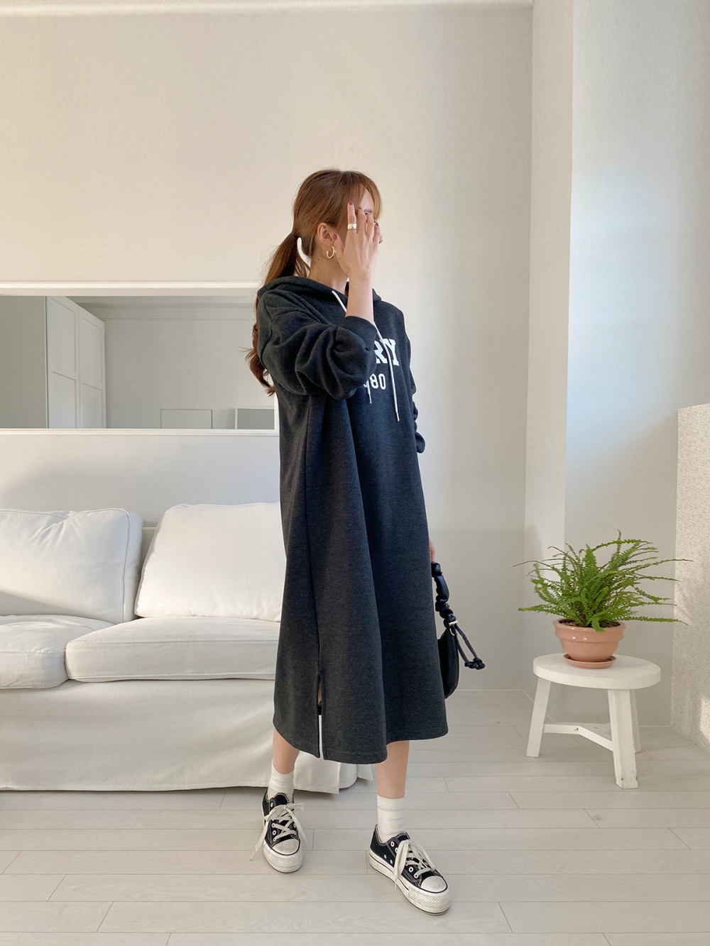 裏起毛ロゴストリングパーカーワンピース | レディースファッション